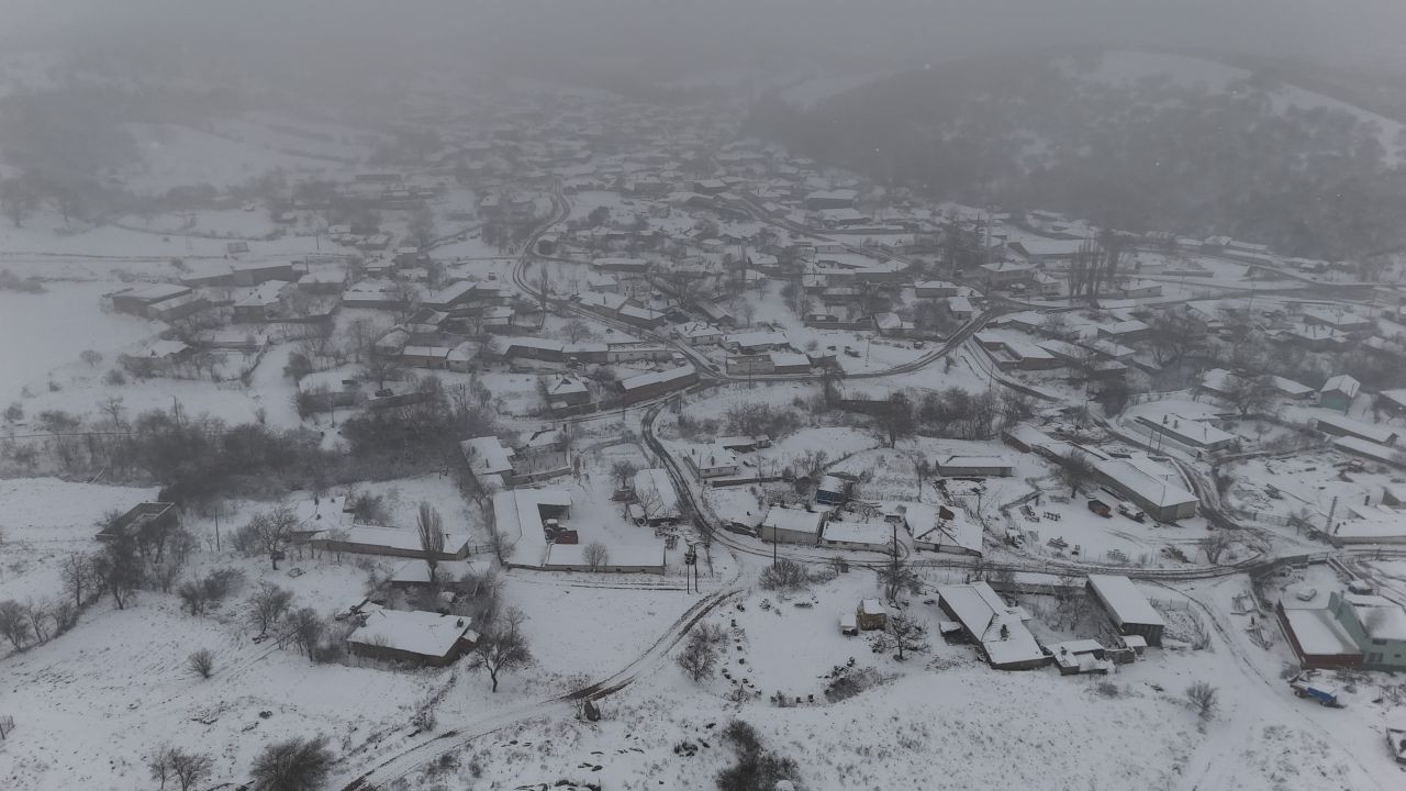 Kar Yağışı, Türkiye İle Bulgaristan Sınırında Eşsiz Manzaralar Oluşturdu - Sayfa 3