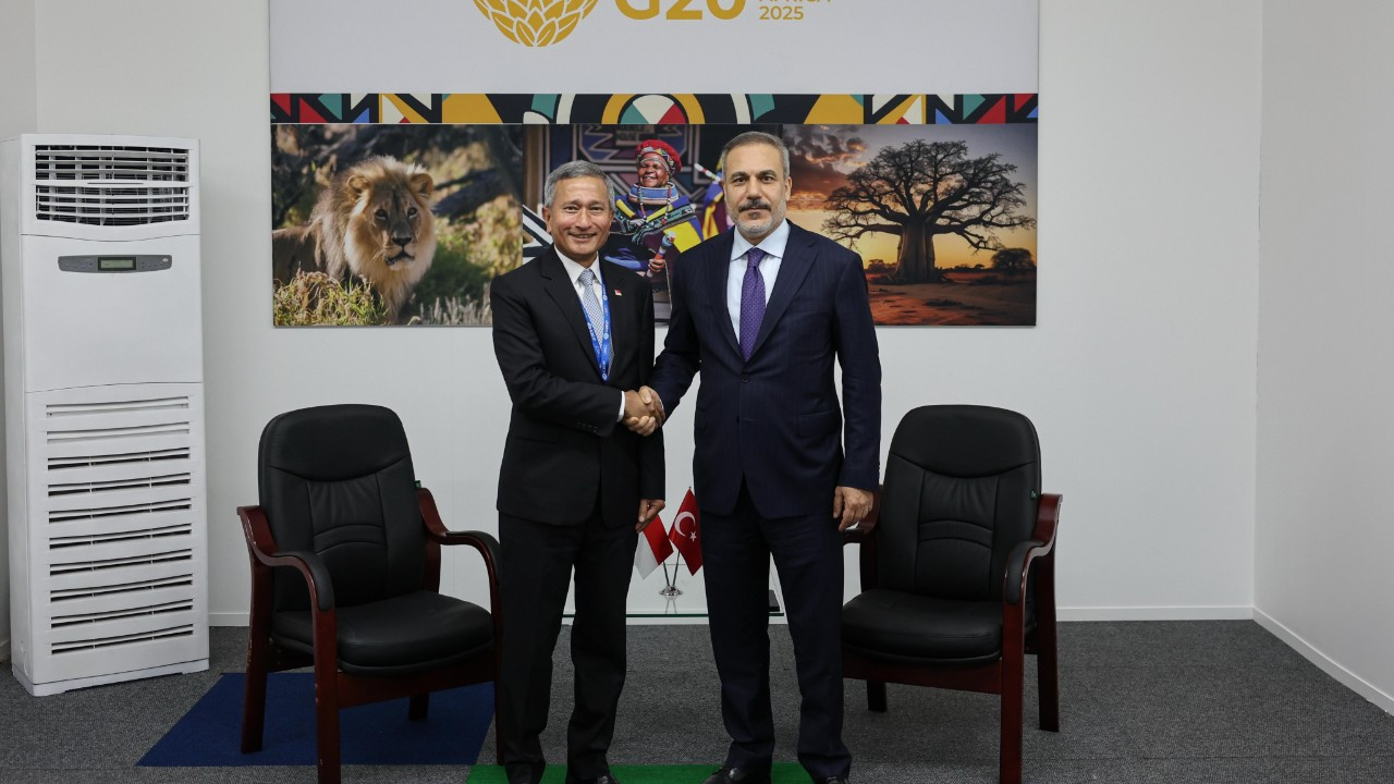 Bakan Fidan, G20’de Singapur Dışişleri Bakanı ile Görüştü