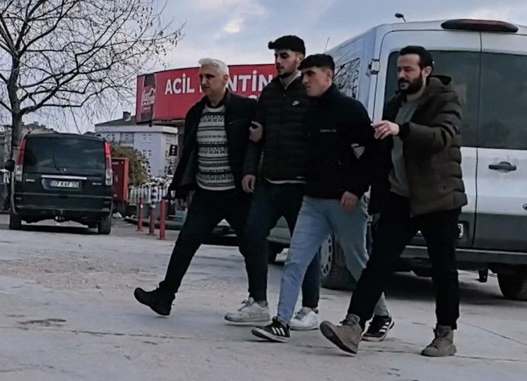 Bursa’da Taciz Şüphelisine İşkence Eden 4 Kişi Tutuklandı - Sayfa 1