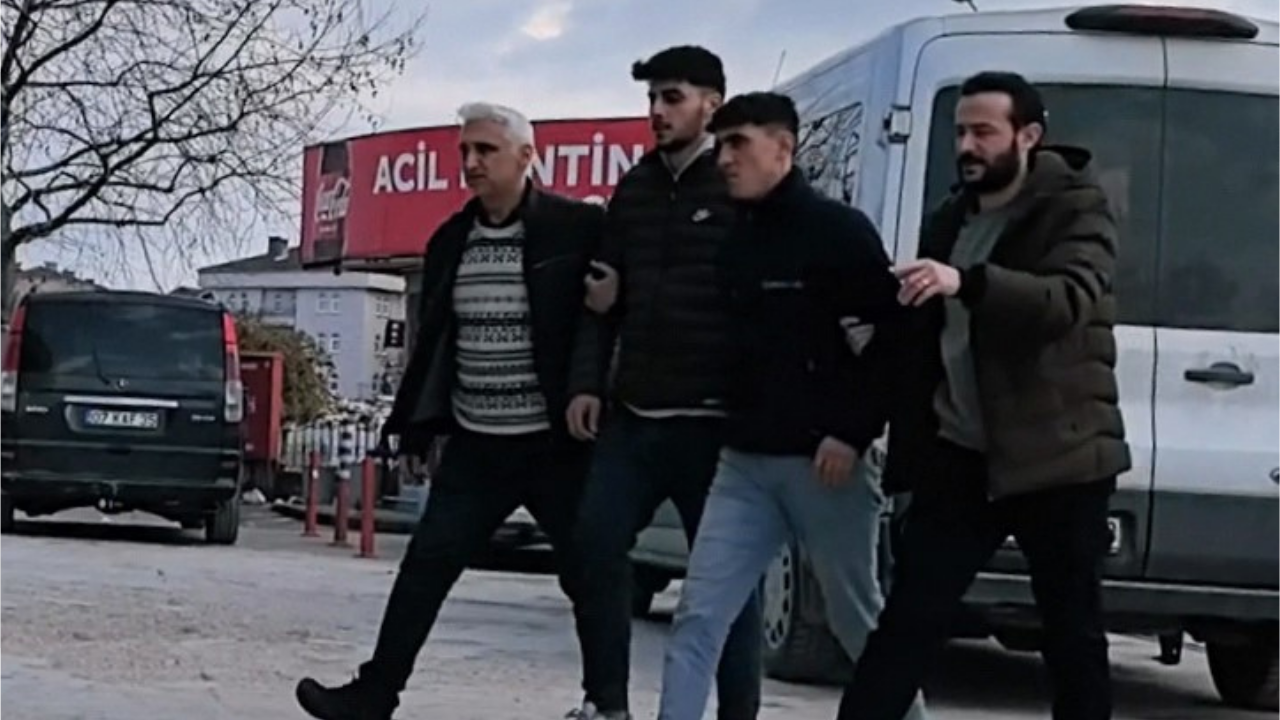 Bursa’da Taciz Şüphelisine İşkence Eden 4 Kişi Tutuklandı