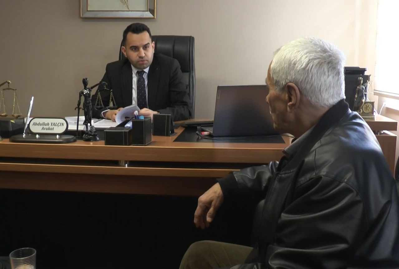 Kendilerini Savcı-Polis Diye Tanıtıp Yaşlı Adamı 4 Milyon Lira Dolandırdılar - Sayfa 3