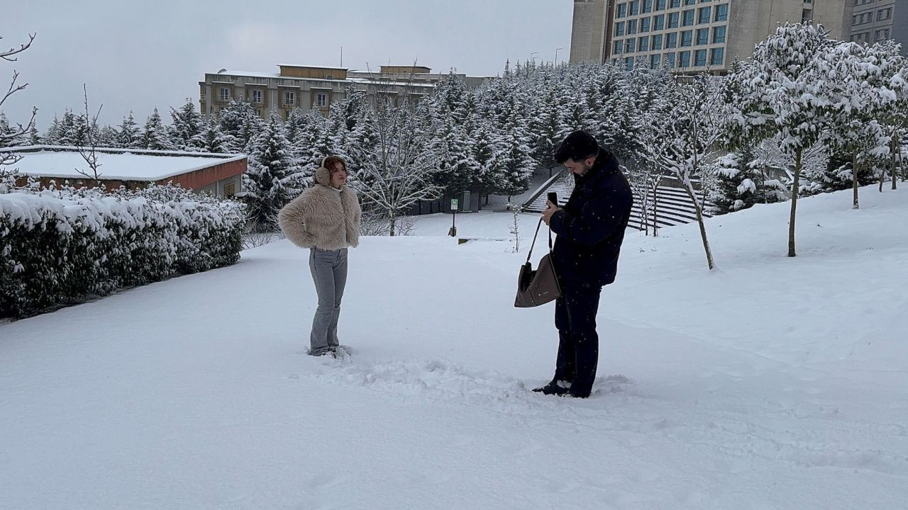 Kocaeli Kar İle Şenlendi: Kar Altında Halay Çektiler - Sayfa 4