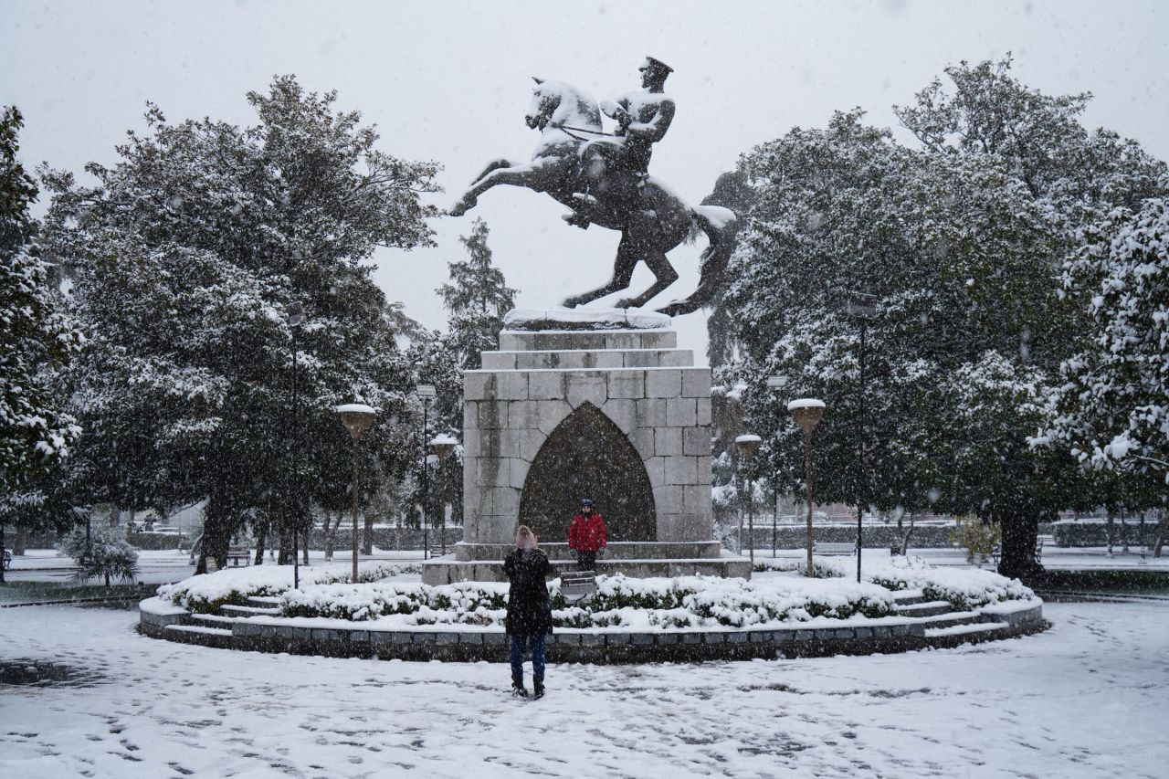 Samsun'da Hayat Dondu - Sayfa 2