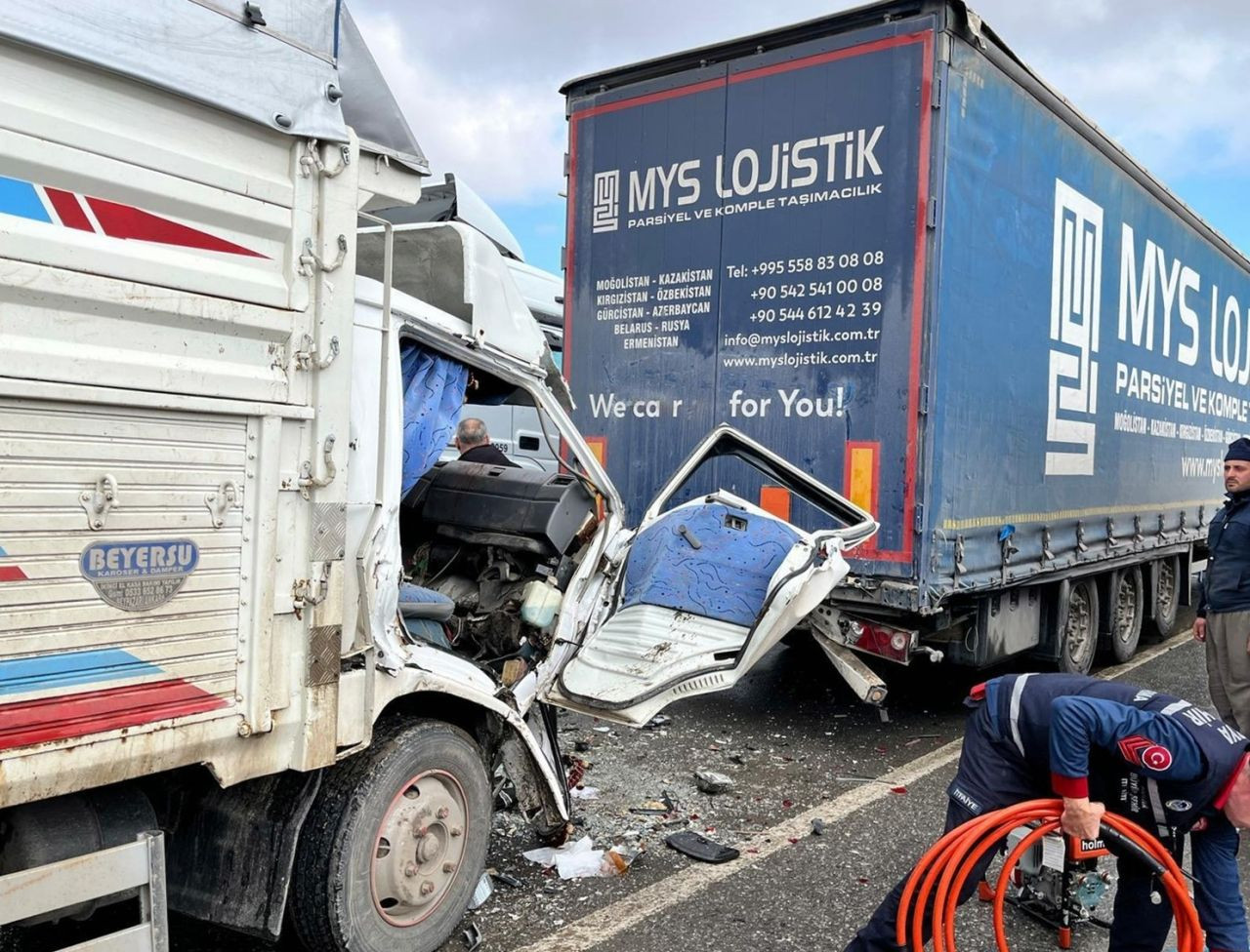 Ezilen Kamyonette Ağır Yaralanmıştı: Hayatını Kaybetti - Sayfa 5