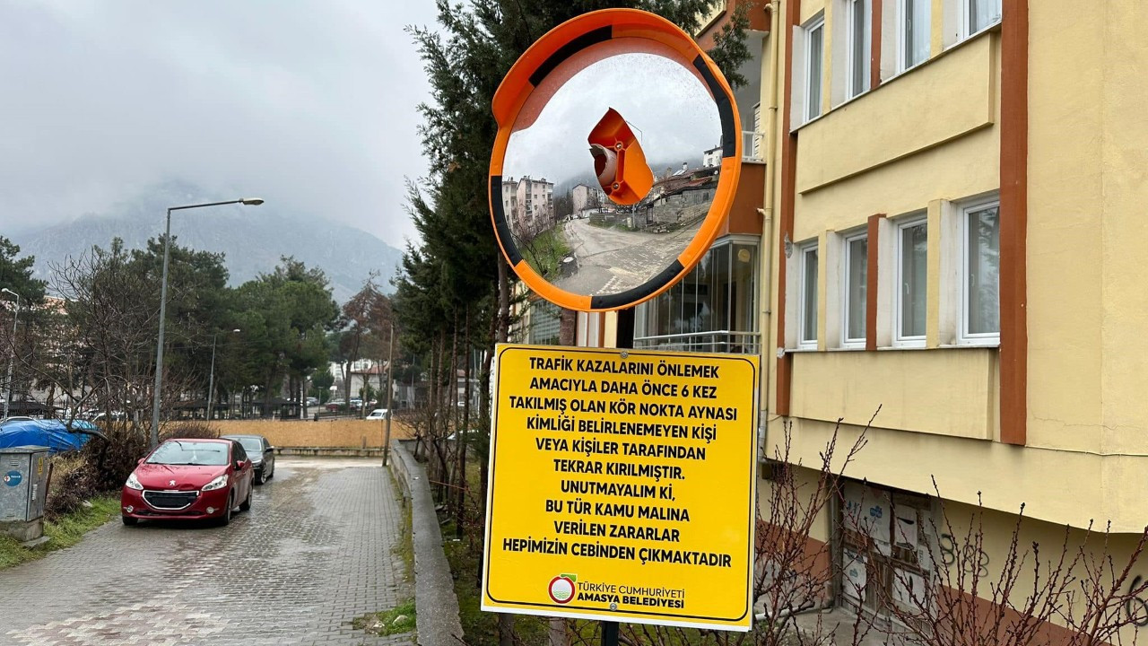 Amasya’da Kör Nokta Aynası 7. Kez Kırıldı! Belediye Sosyal Medyada Paylaştı