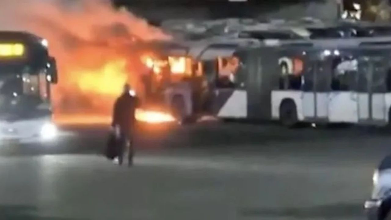 İsrail’deki Otobüs Patlamaları Hükümeti Alarma Geçirdi