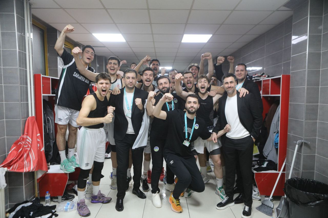 Büyükşehir Basketbol Play-Off Biletini Kaptı: Heyecan Dolu Maçta 90-85’lik Zafer - Sayfa 2