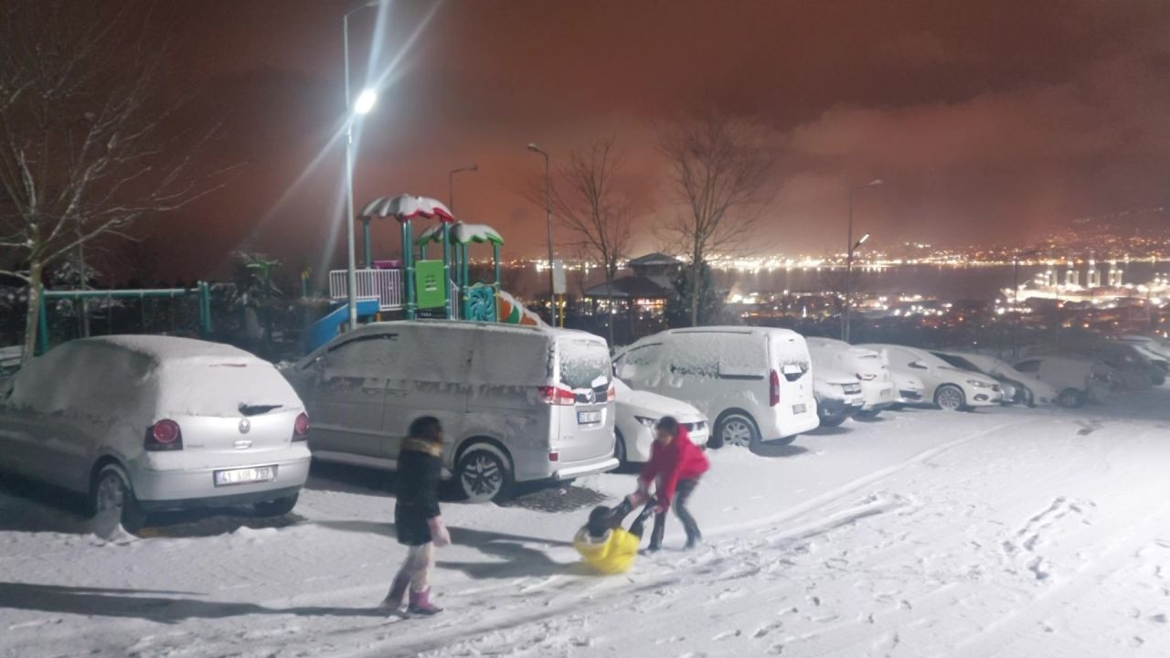 Kocaeli'de Kar Fırtınasında Göz Gözü Görmedi - Sayfa 3