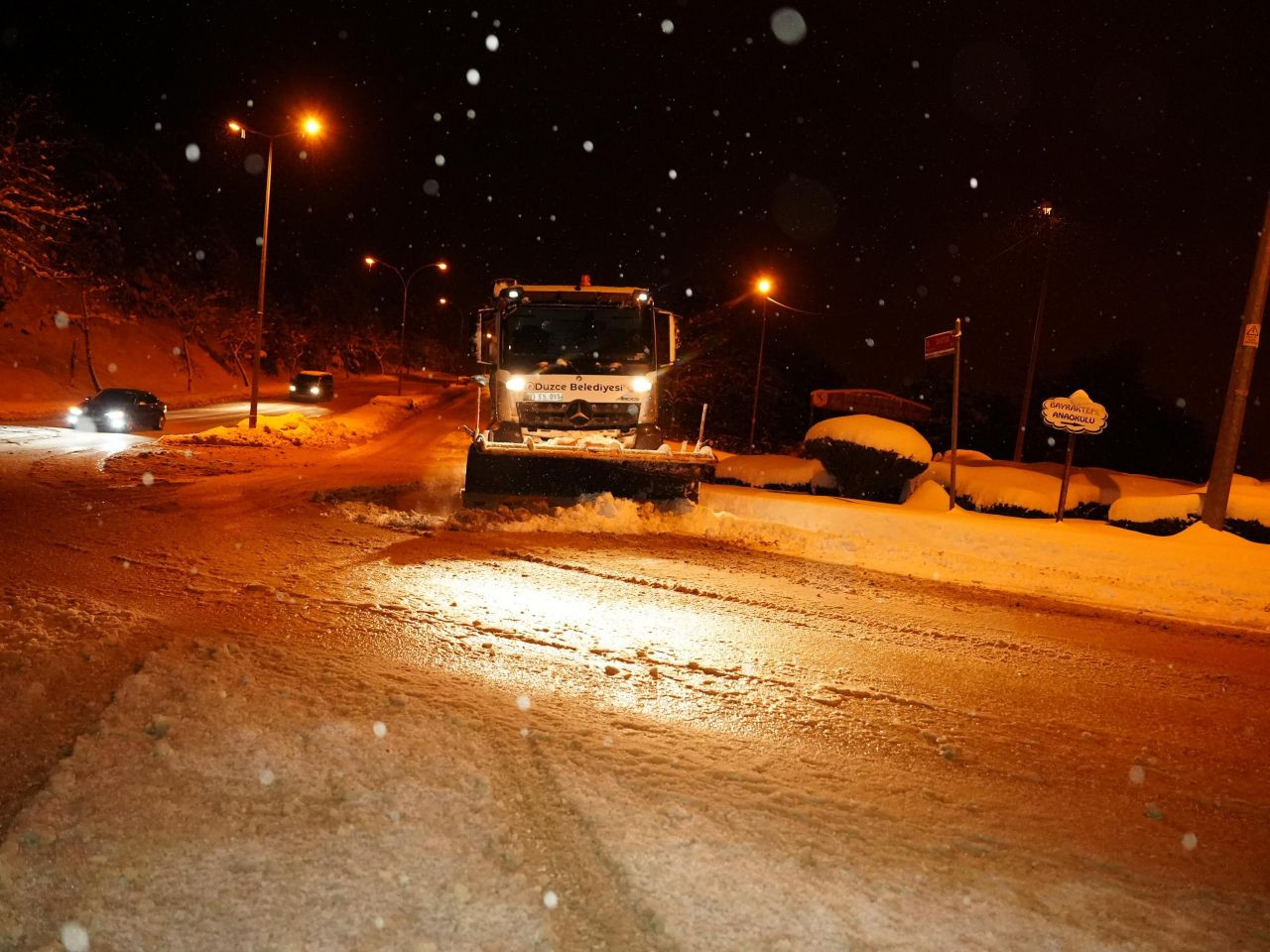 Düzce’de 148 Personel, 53 Araç Aralıksız Çalışıyor - Sayfa 4