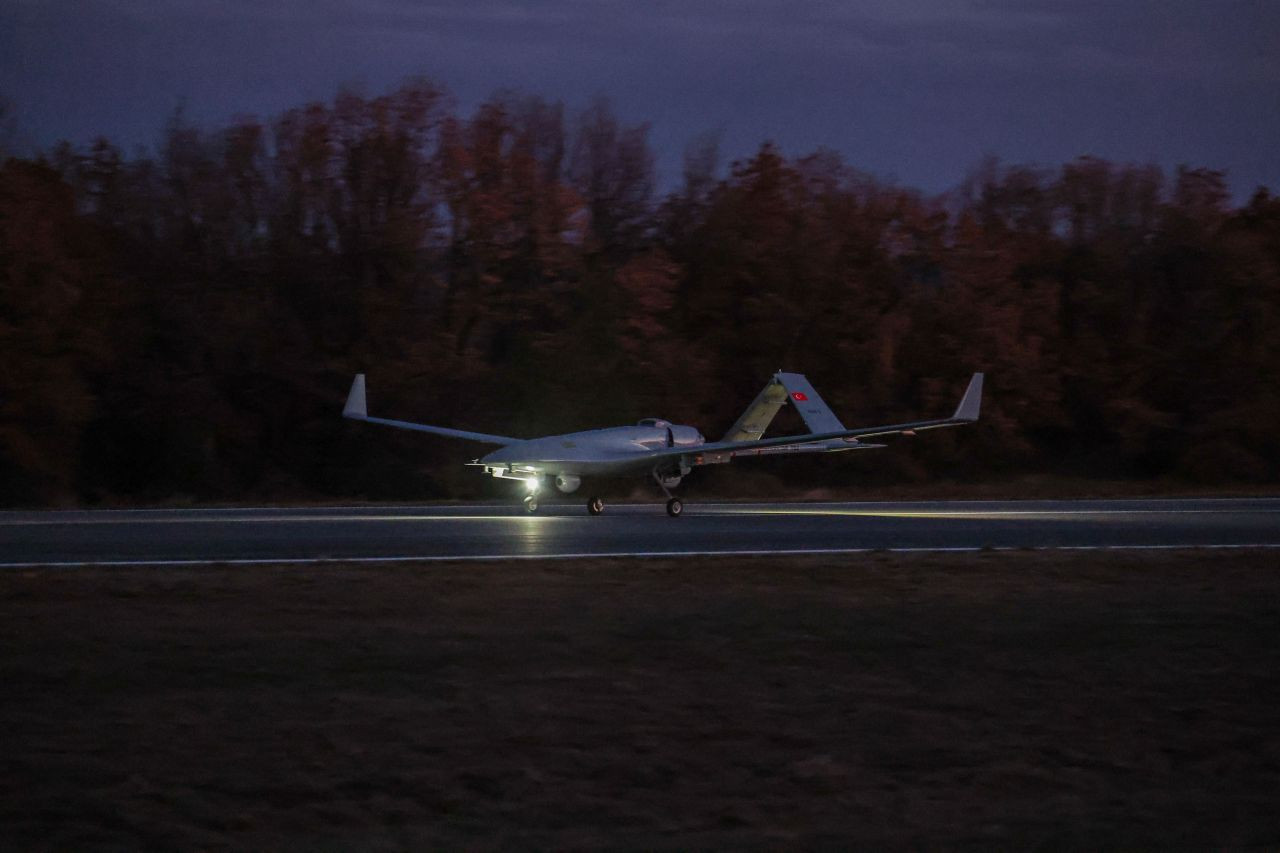 Yapay Zeka Ve Turbo Motorla Güçlenen Bayraktar TB2T-AI SİHA Gökyüzünde - Sayfa 2