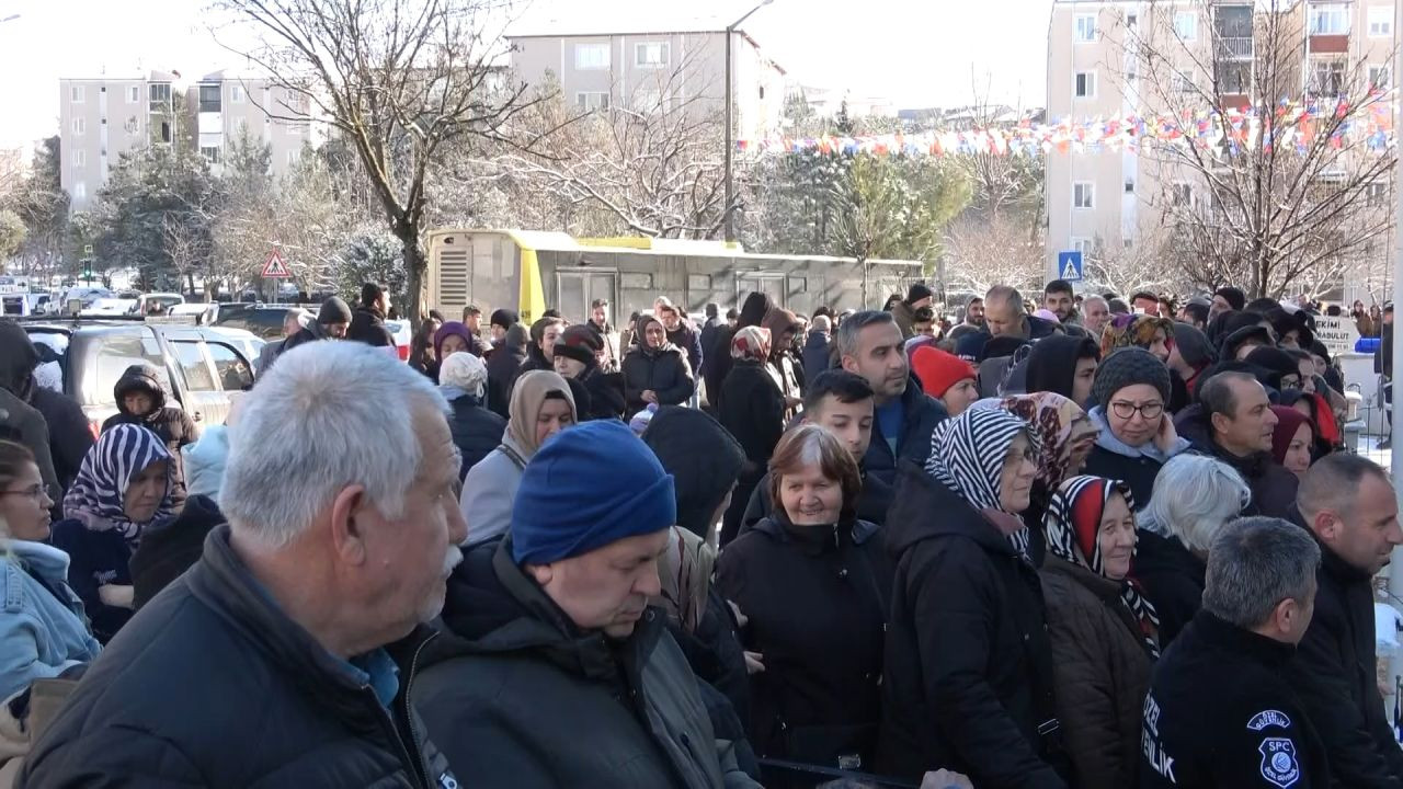 Bursa'da Eksi 3 Derecede Ucuz Alışveriş Çılgınlığı - Sayfa 5