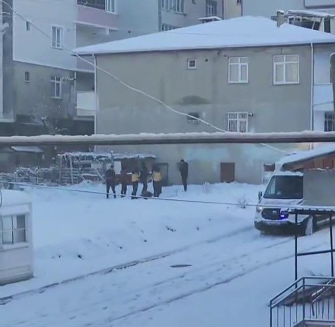 Kocaeli'de Karlar İçinde Bulunan 31 Yaşındaki Adam Hayatını Kaybetti! - Sayfa 3