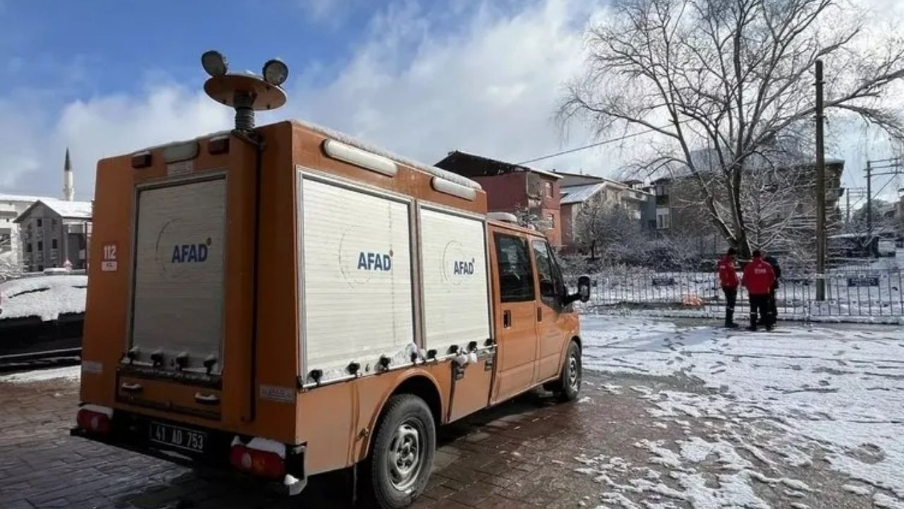 Kocaeli'de 5 Gündür Sönmeyen Yangına TÜBİTAK'tan Uzmanlar Geldi! - Sayfa 5