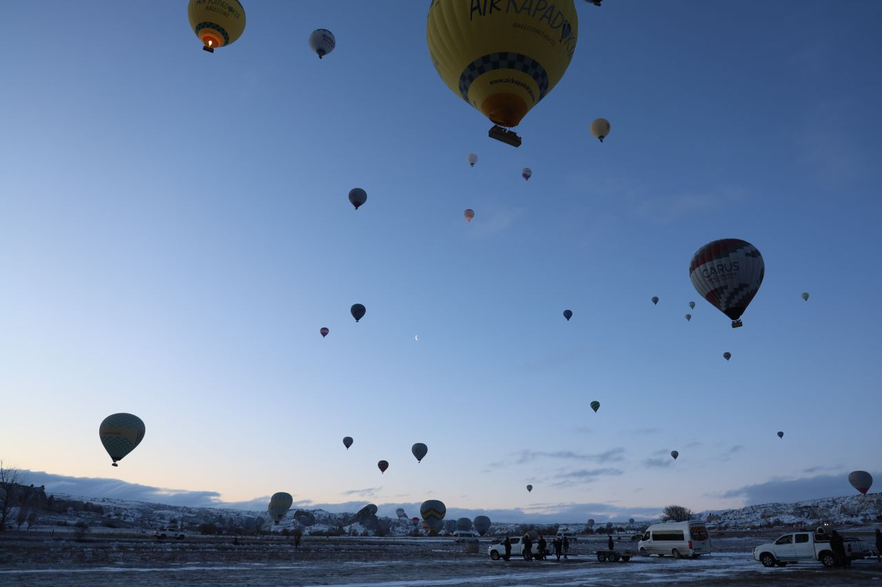 Kapadokya'da Görsel Şölen Kaldığı Yerden Devam Etti - Sayfa 1