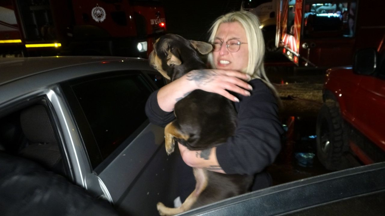 Sanayi Sitesinde Korkutan Yangın Ekiplerin 3 Saatlik Müdahalesi İle Söndürüldü! - Sayfa 4