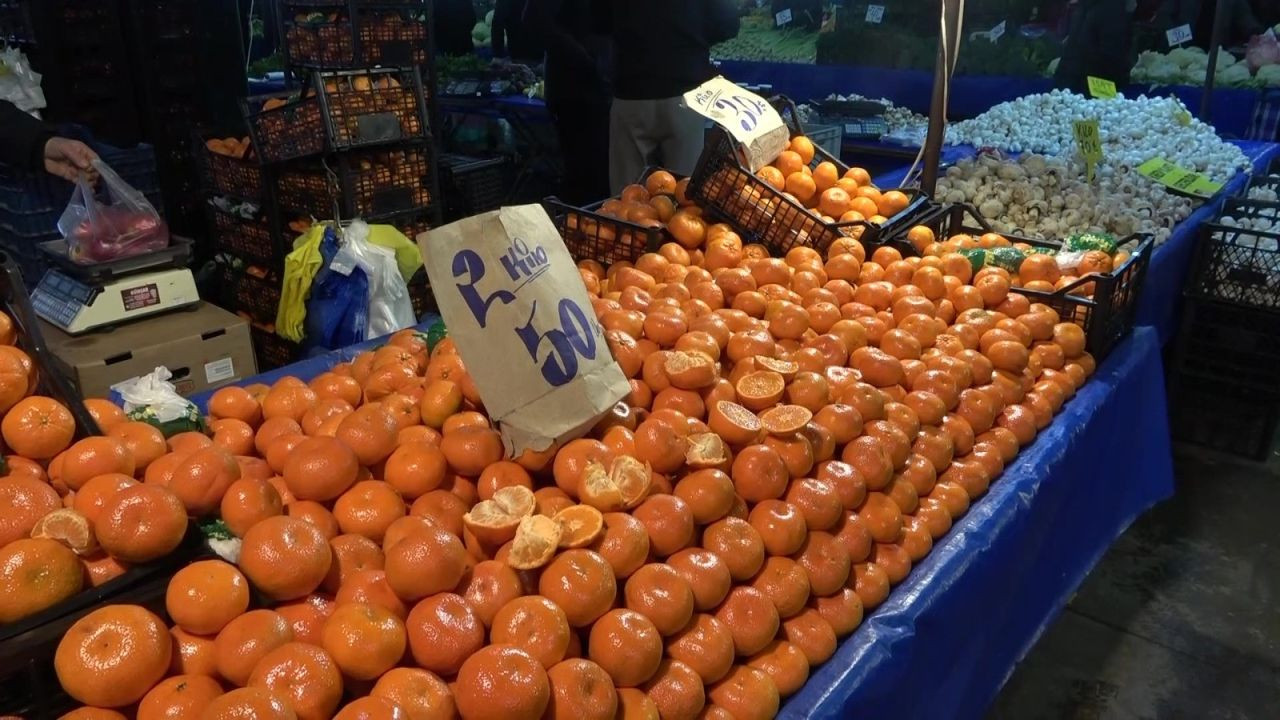 Soğuk Havada Vatandaşların Pazar Tezgahlarında Sağlıklı Tercihleri - Sayfa 5