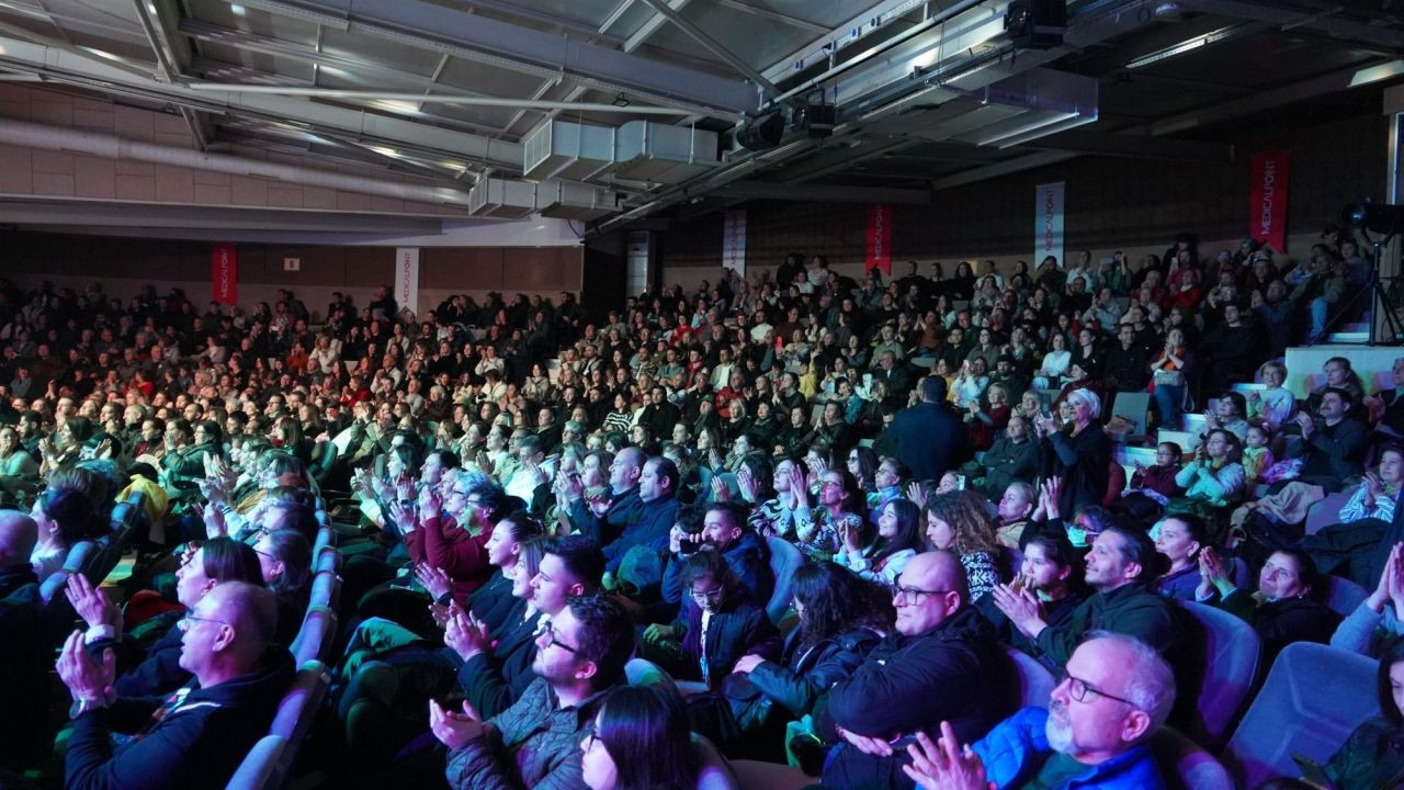 İzmir'de Organ Ve Doku Nakline Dikkat Çeken Anlamlı Konser - Sayfa 2