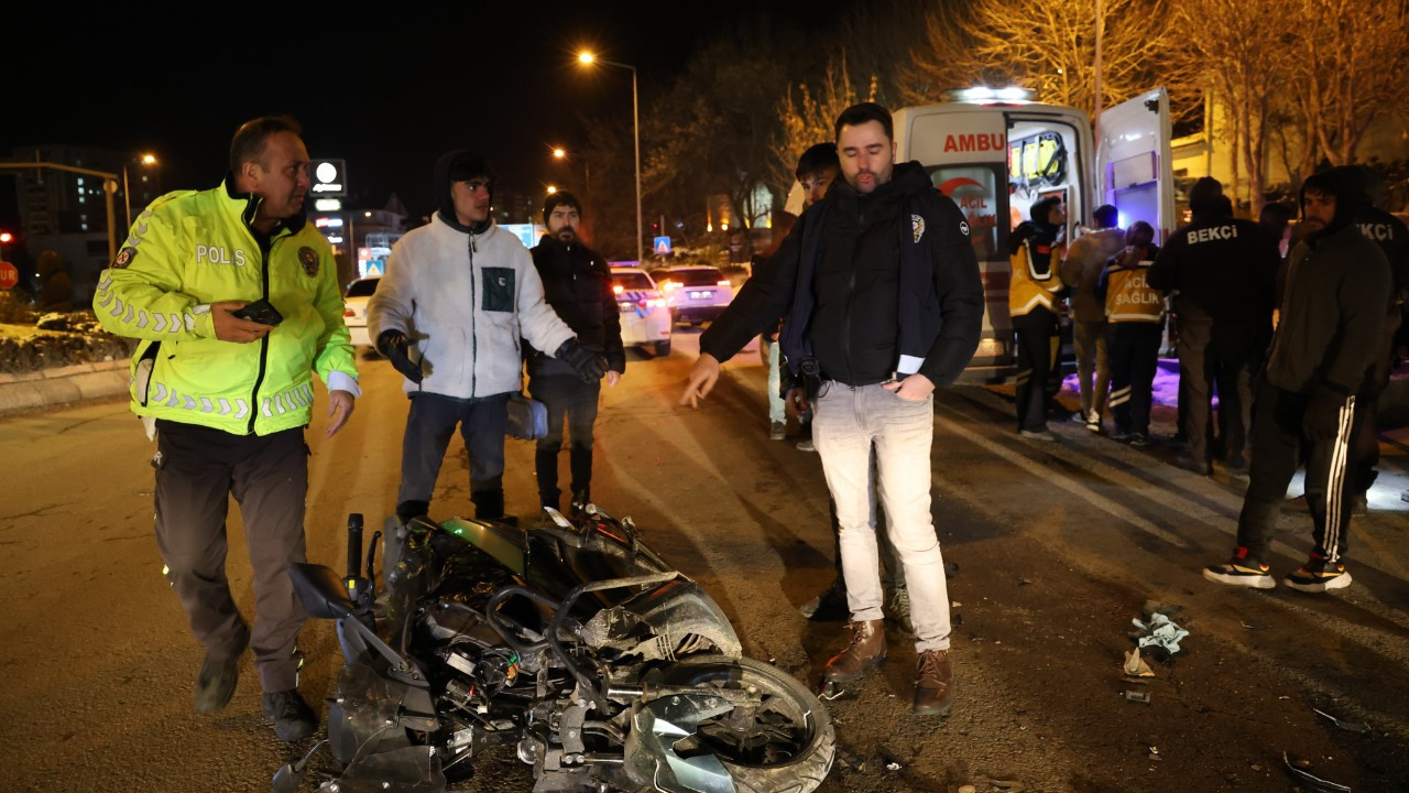 Nevşehir’de Alkollü Motosiklet Sürücüsü Kaza Yaptı: 2 Yaralı