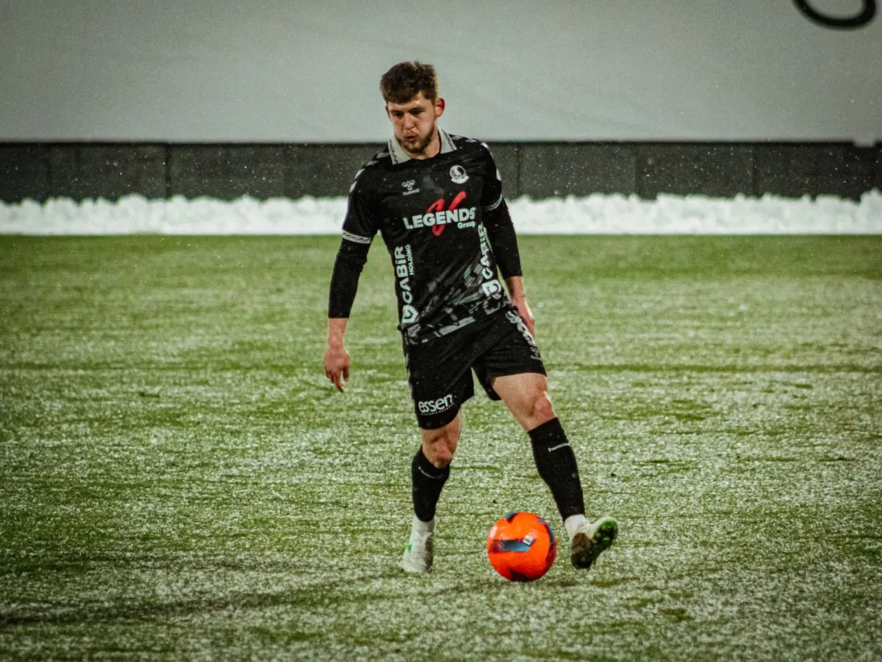 Sakaryaspor-Ümraniyespor Deplasmanında Golsüz Beraberlik Sakaryaspor-Ümraniyespor Deplasmanında Golsüz Beraberlik