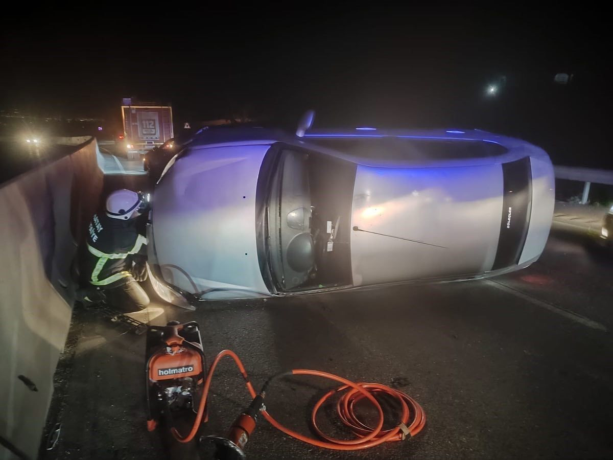 Hatay Belen’de Otomobil Yan Yattı: Sürücü Yaralandı - Sayfa 1