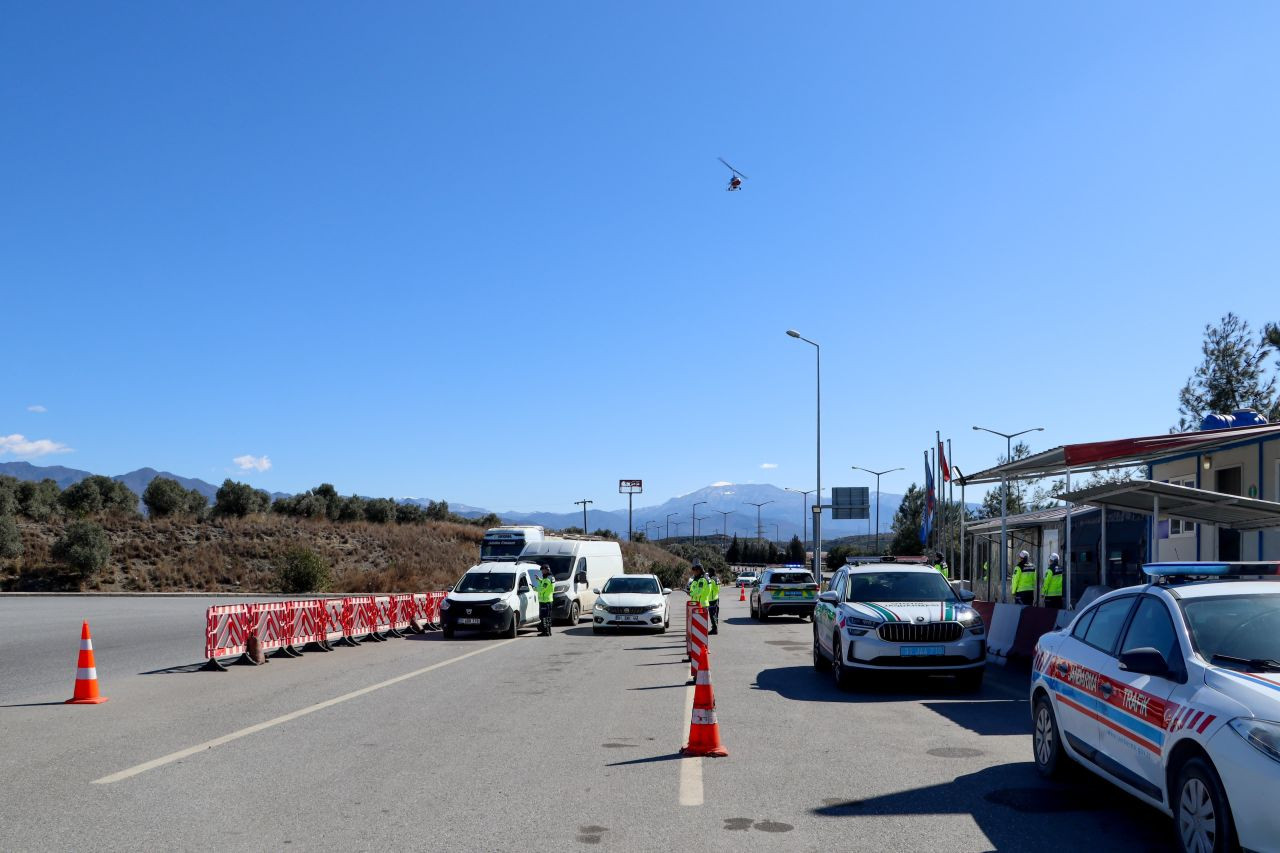 Hatay’da Cayrokopter Destekli Hava Trafik Denetimi - Sayfa 1