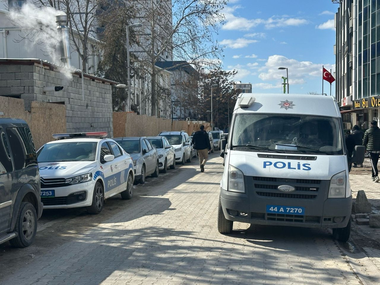 Malatya'da İnşaat İşçileri Arasında "Horlama" Kavgası: 15 Yaralı - Sayfa 2