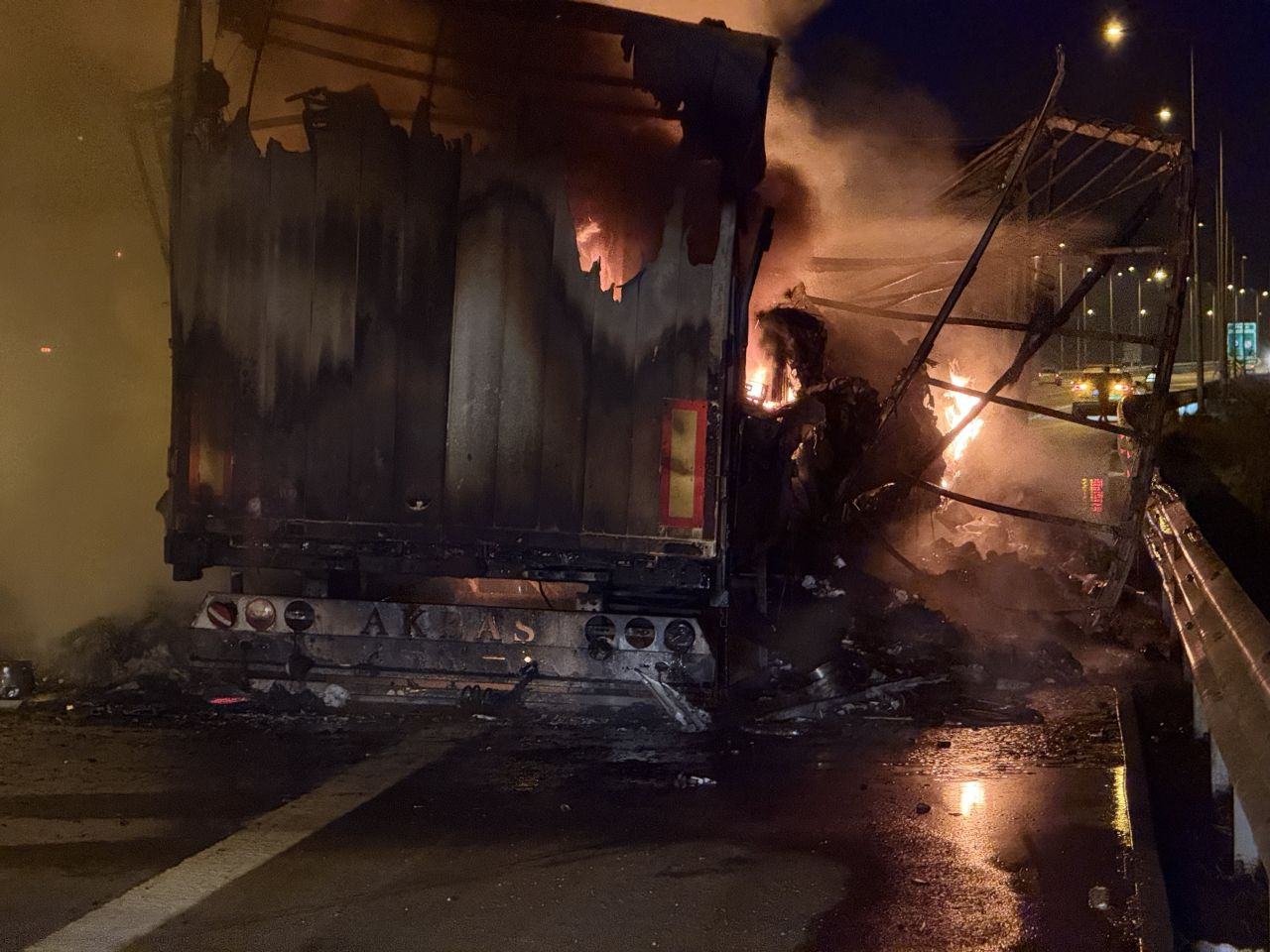 Kuzey Marmara Otoyolu’nda Tır Alev Aldı! - Sayfa 2