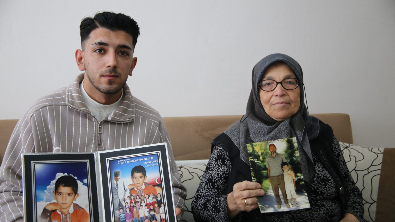 İki Bileziğe 3 Günlük Bebeğini Evlatlık Verdi