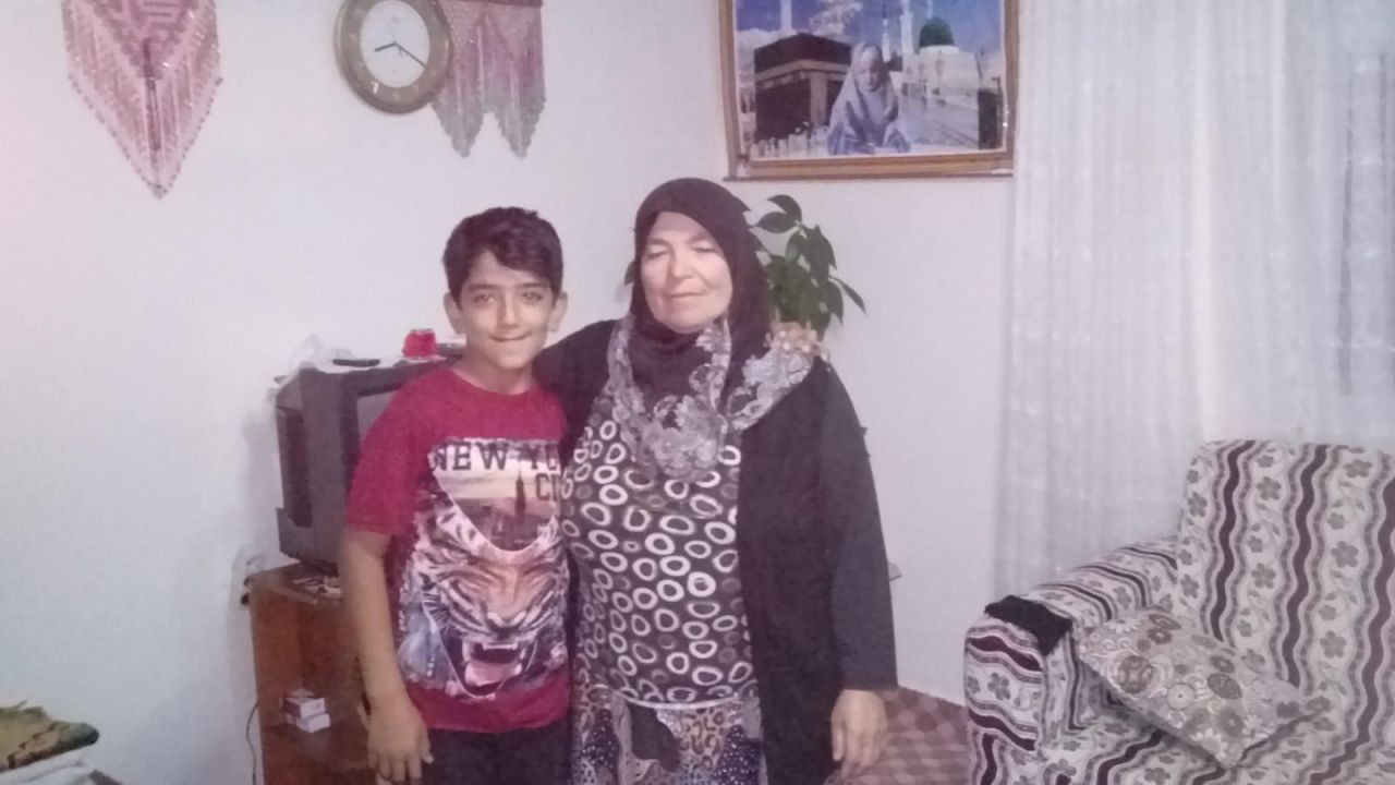 İki Bileziğe 3 Günlük Bebeğini Evlatlık Verdi - Sayfa 2