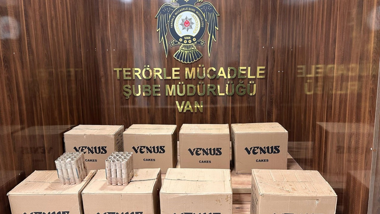 Van’da Havai Fişek Operasyonu: Bin 568 Adet Ele Geçirildi, 3 Tutuklama