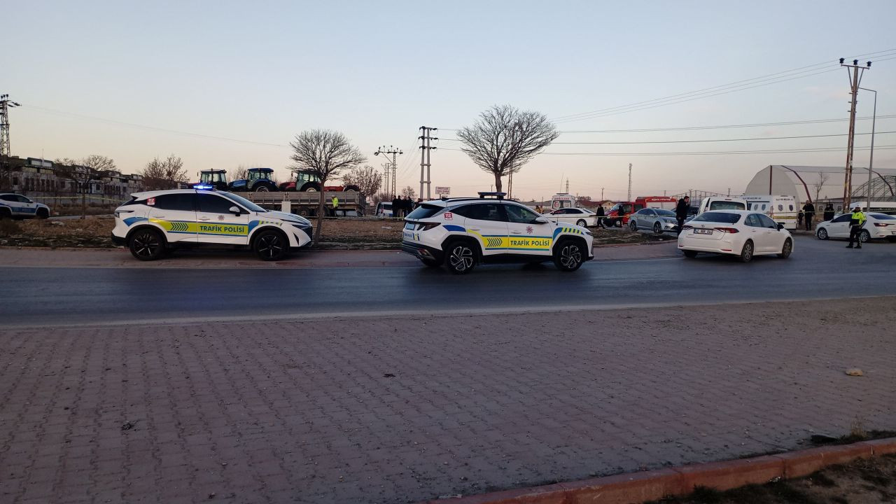 Konya’da Polis Aracı Tırla Çarpıştı: 3 Polis Yaralandı - Sayfa 3