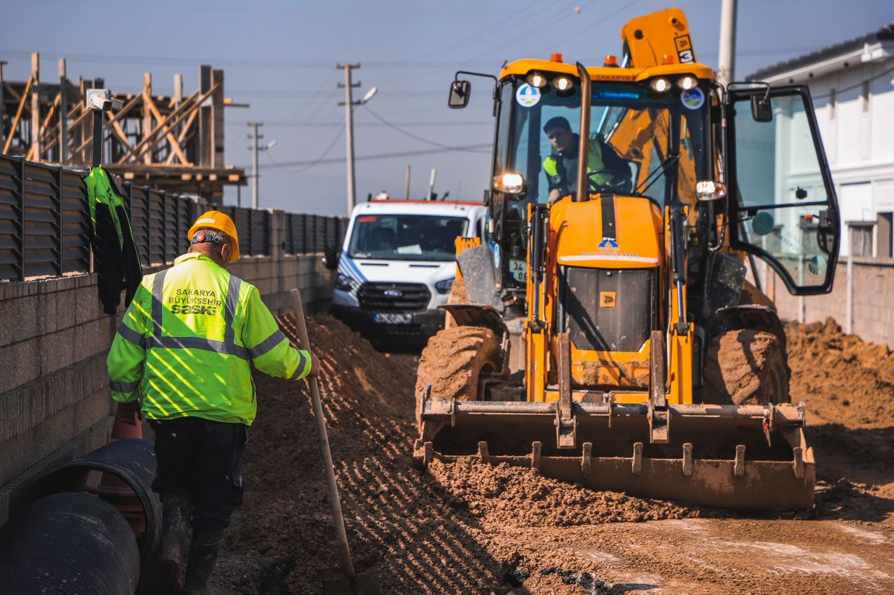 Serdivan’da Altyapı Güçleniyor: Yeni Yağmur Suyu Hattı Geliyor - Sayfa 6