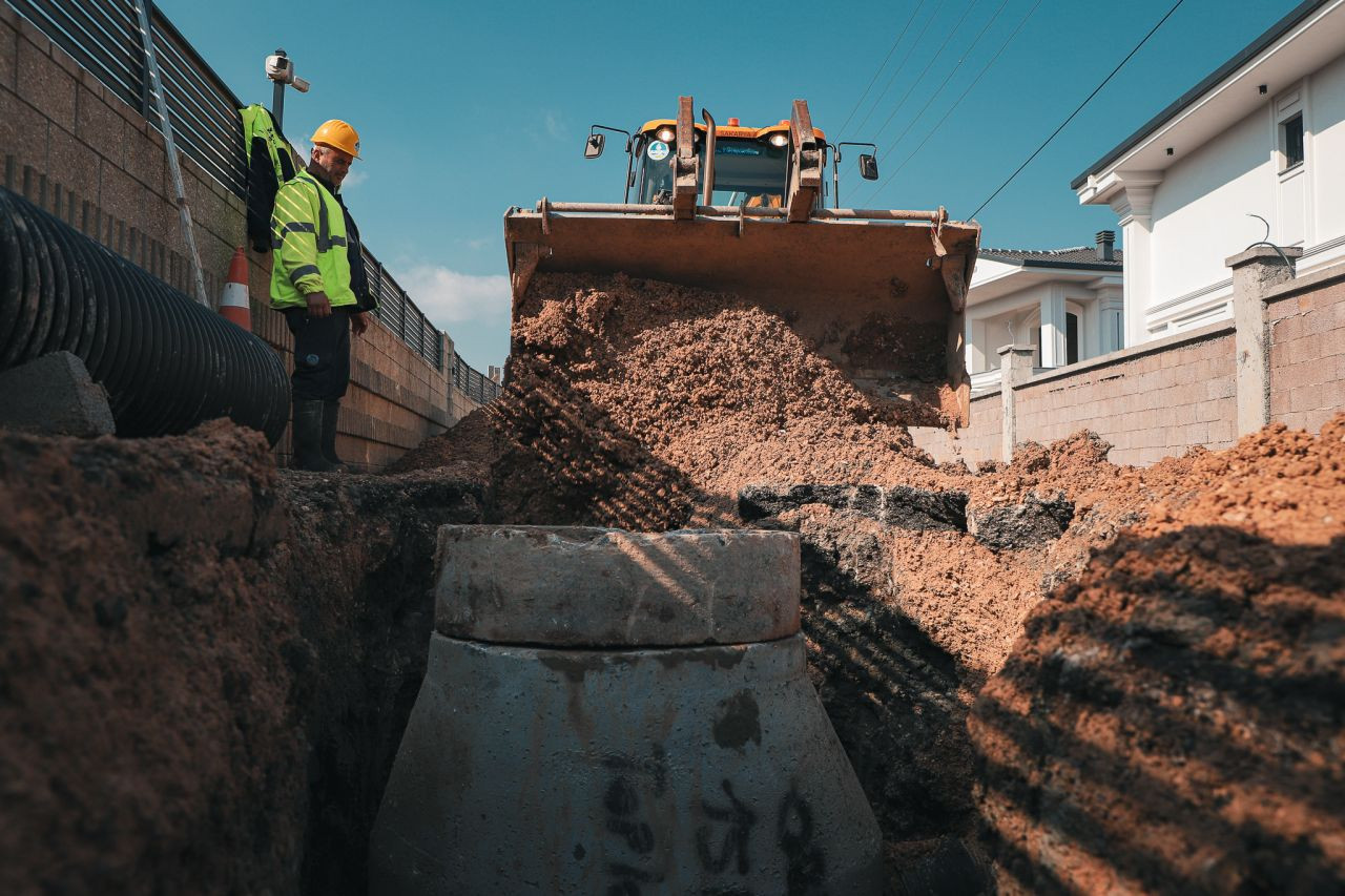 Serdivan’da Altyapı Güçleniyor: Yeni Yağmur Suyu Hattı Geliyor - Sayfa 1