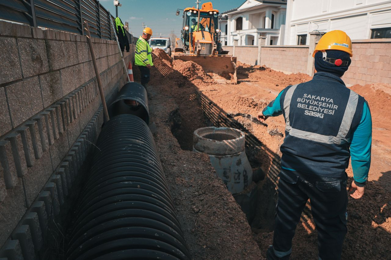 Serdivan’da Altyapı Güçleniyor: Yeni Yağmur Suyu Hattı Geliyor - Sayfa 2