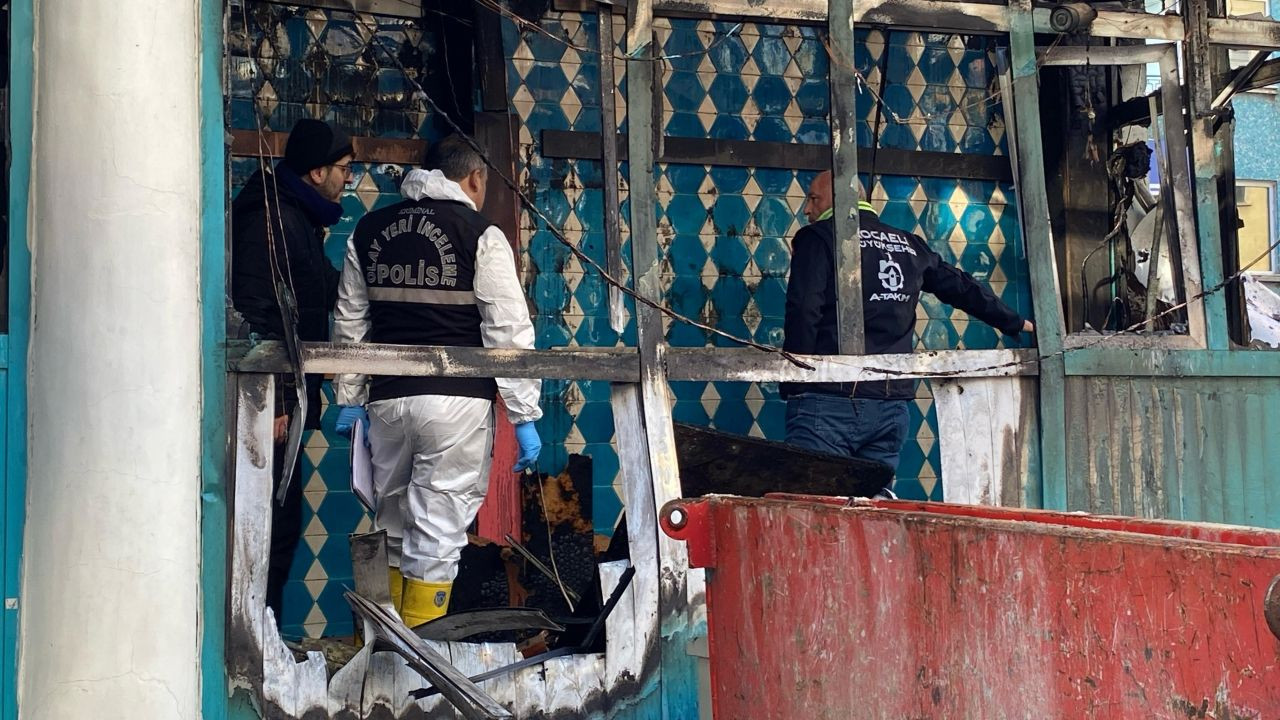 Kocaeli'de Bir Camide Korkutan Yangın: Alevler Yükseldi! - Sayfa 7