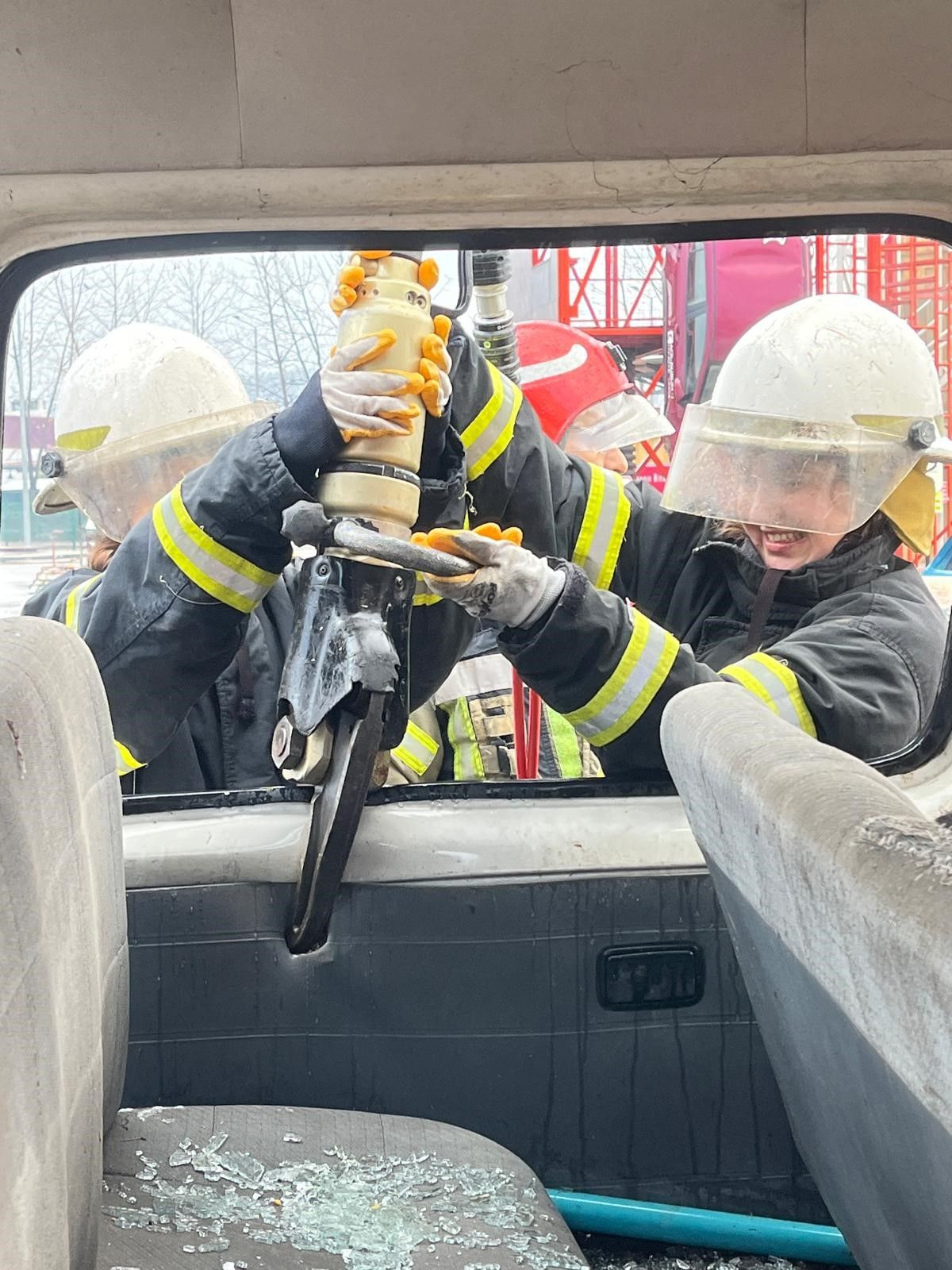 Kocaeli'deki Eğitime Gönüllü İtfaiyeciler Katkı Sağlıyor - Sayfa 4