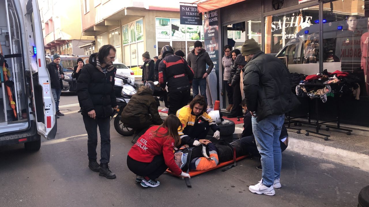 Çorlu’da Otomobil ve Motosiklet Çarpıştı: 1 Kişi Hastaneye Kaldırıldı - Sayfa 1