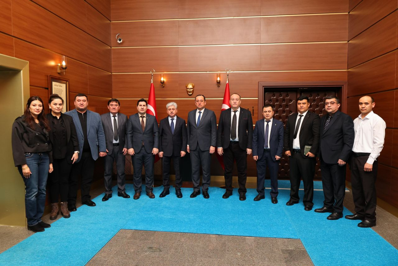 Özbekistan'dan Gelen Sağlık Heyeti Sakarya’da - Sayfa 1