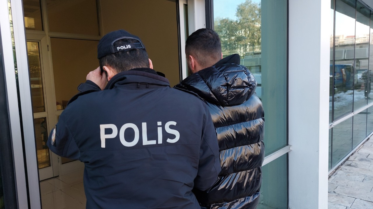 Samsun’da Dolandırıcılık Suçundan Aranan Şahıs Yakalandı