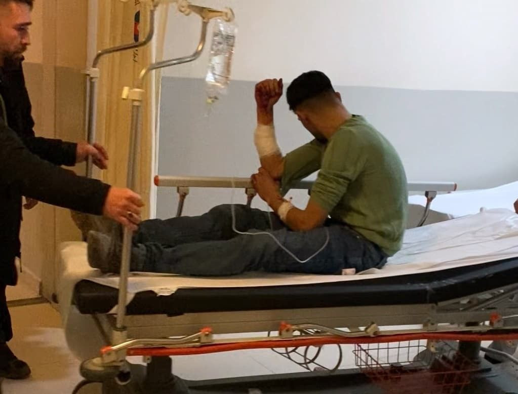 Bursa’da Kavga Edenleri Ayırmak İsterken Bıçaklandı - Sayfa 1