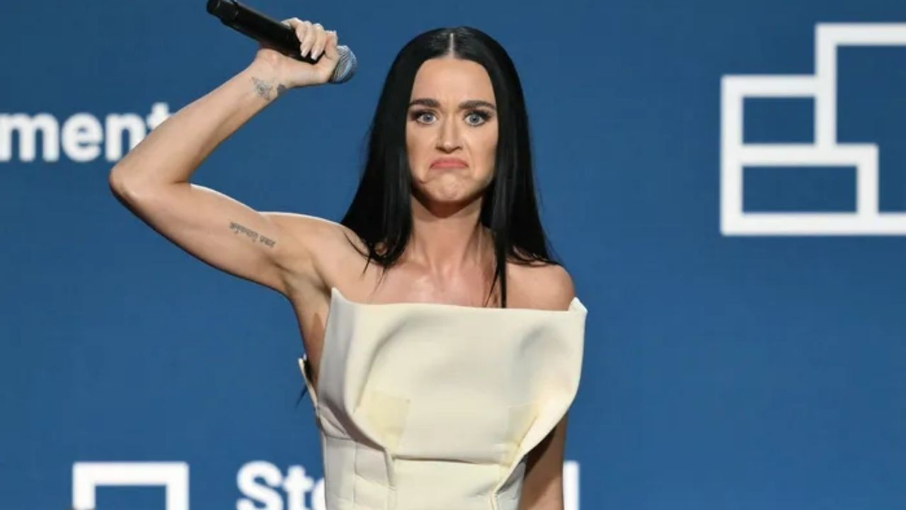 Dünyaca Ünlü Şarkıcı Katy Perry, Blue Origin İle Uzaya Gidiyor
