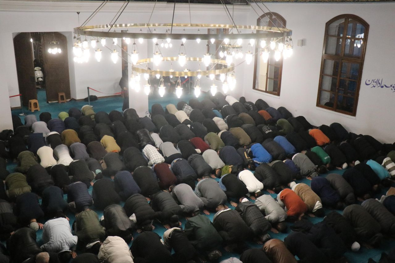 Sakarya’da Ramazan Coşkusu: İlk Teravih Namazına Yoğun Katılım - Sayfa 3