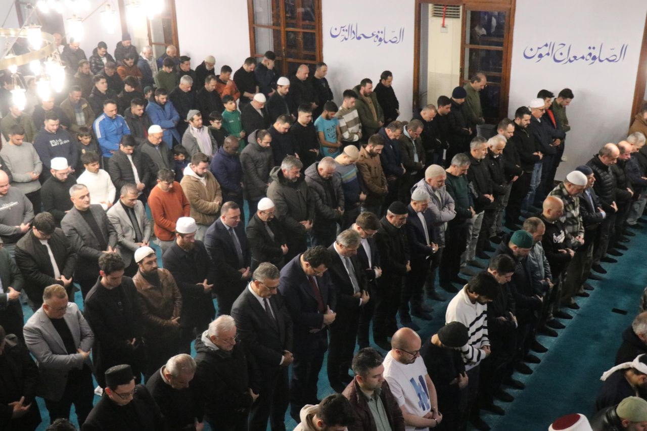 Sakarya’da Ramazan Coşkusu: İlk Teravih Namazına Yoğun Katılım - Sayfa 2