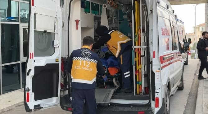 Aldatıldığını düşünerek karısını ve evinde gördüğü adamı bıçakladı - Sayfa 3