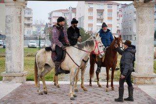 At Sırtında İspanya’dan Mekke’ye Giden Hacı Adayları Edirne’de Dualarla Uğurlandı - Sayfa 8