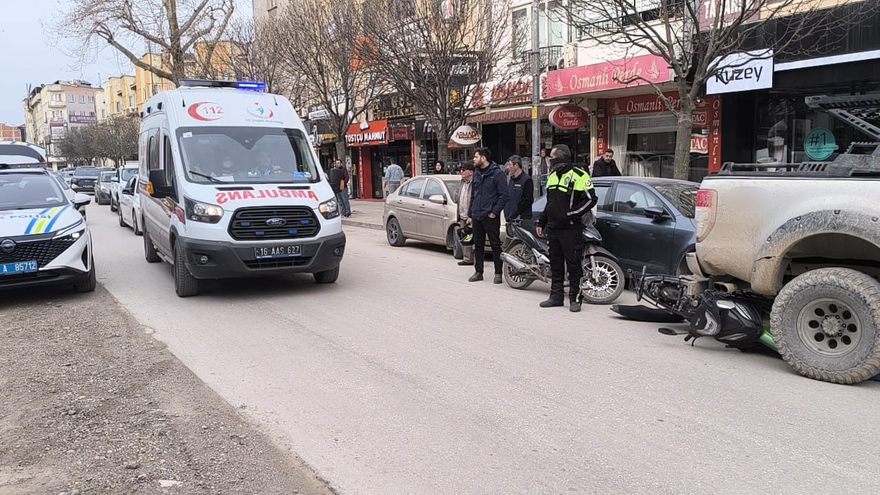 Bursa’da Devrilen Motosiklet Aracın Altına Girdi: 1 Yaralı - Sayfa 5