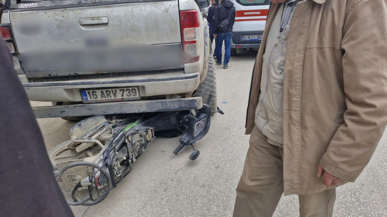 Bursa’da Devrilen Motosiklet Aracın Altına Girdi: 1 Yaralı - Sayfa 4