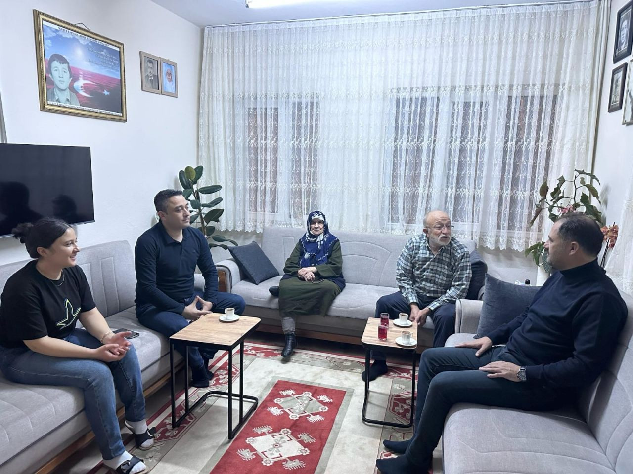 Başkan Erkan Kara, Şehit Ailesinin İftar Sofrasına Konuk Oldu - Sayfa 3