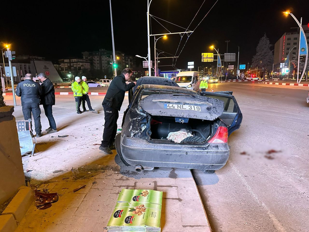 Malatya’da Feci Kaza! Otomobil Duvara Çarptı: 1 Ölü, 1 Yaralı - Sayfa 3