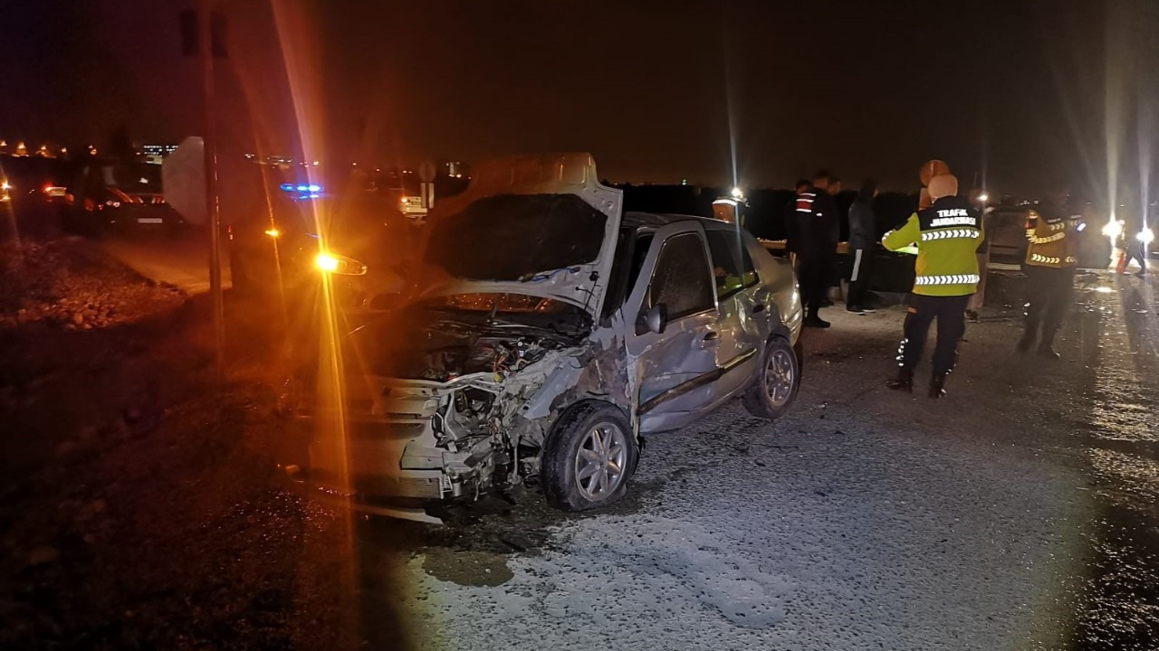 Osmaniye’de Feci Kaza! 1 Kişi Hayatını Kaybetti, 2 Yaralı
